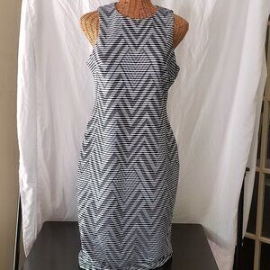 Ladies CALVIN KLEIN Chevron Sleeveless Midi Dress in Black and Baby Blue - 10